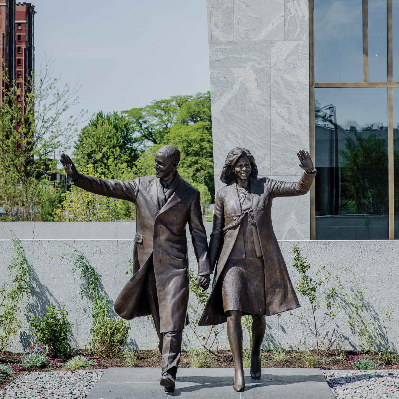 WILLIAMS_Obama Statue.jpg