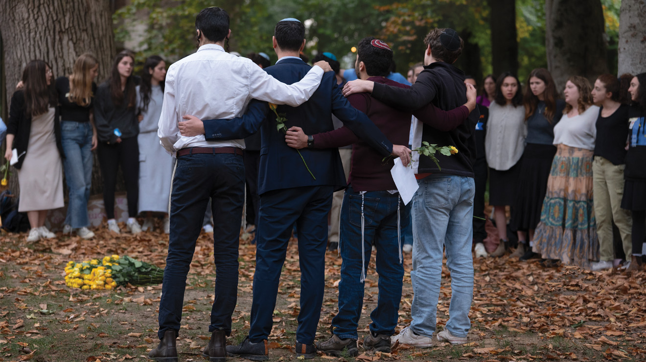 JEWISH_Anniversary Vigil.jpg Students gather on Oct. 7, 2024, to mark the first anniversary of Hamas’ attack on Israel.