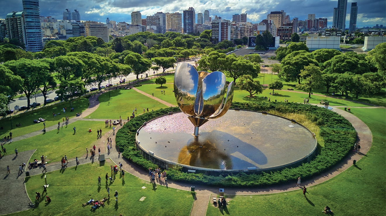 PRINCE_Buenos Aires.jpg Floralis Generica is in the Plaza de las Naciones Unidas in Buenos Aires. As part of Puentes Abroad, Ann Noguer ’05 plans immersive trips for students to experience all of Argentina.