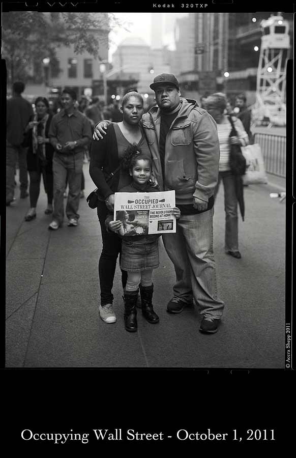 0001ows_family_edit01.jpg A family leaving the protest. (Photos © Accra Shepp '84)