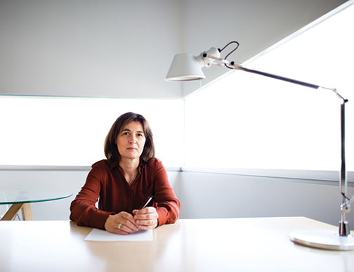 Lowering the shades while working or tidying one’s workspace can lead to more productivity, says Professor Sabine Kastner.