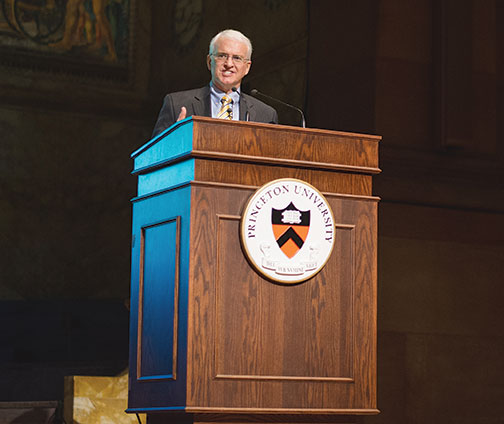 Martin Eakes *80 described his work offering fair loans to poor borrowers.