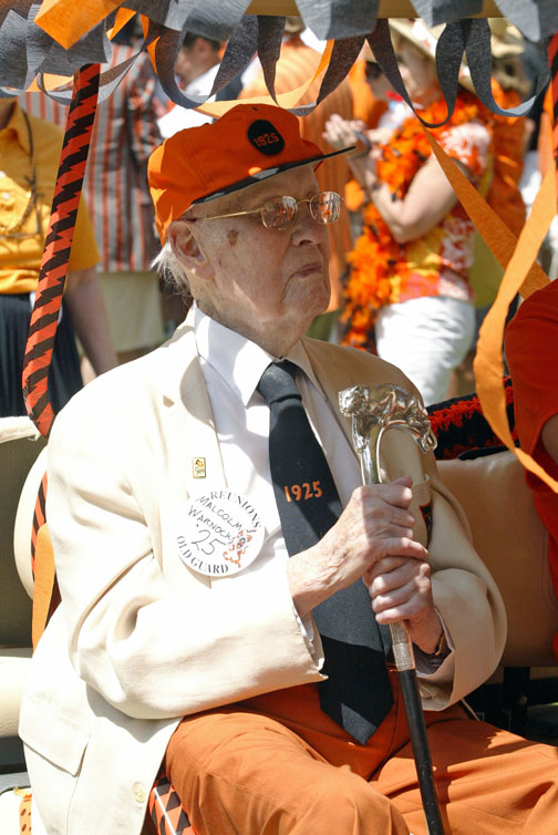 Malcolm Warnock ’25, winner of the Class of 1923 Cane for the fifth time as the oldest returning alumnus. A few days later, he turned 104.