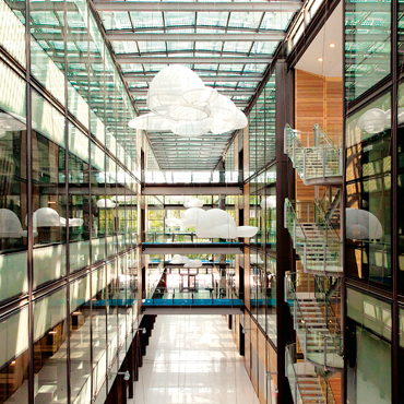 2010: Tilghman’s vision of a science neighborhood on the south end of campus takes a major step forward with the opening of the new Frick Laboratory, home of the chemistry department. The building was funded by royalties from a cancer drug conceived in 