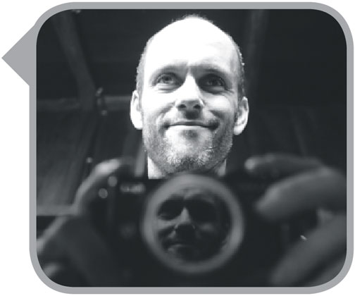 blogger.jpg Michael Sheridan *02