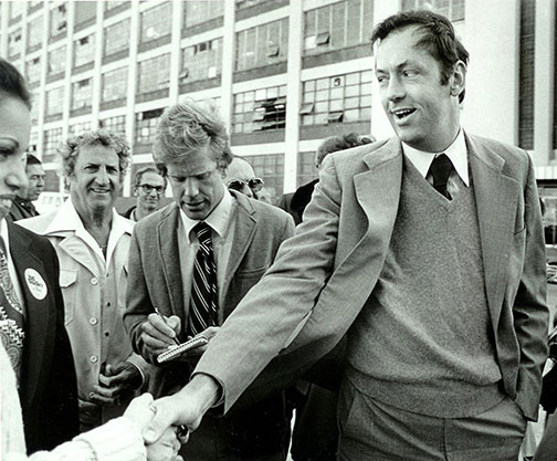Art Carey ’72, with notepad, covering Bill Bradley ’65’s 1978 campaign for the U.S. Senate.