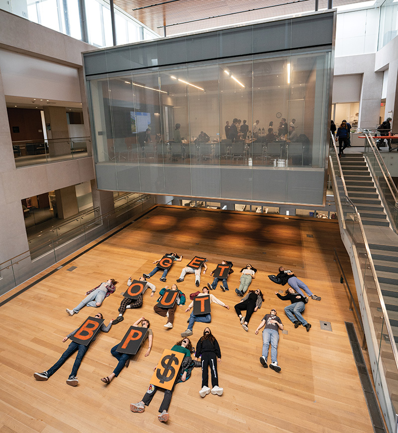 Divest Princeton members protest