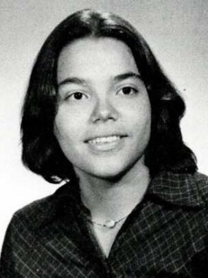 76_Dec25_Rodriguez, Aida.jpg 1