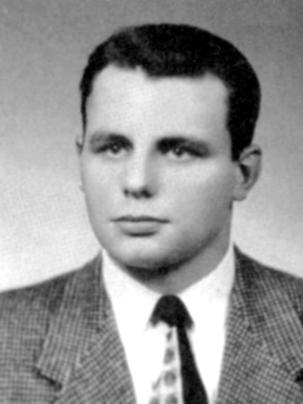 52 Carlucci, Frank C.jpg