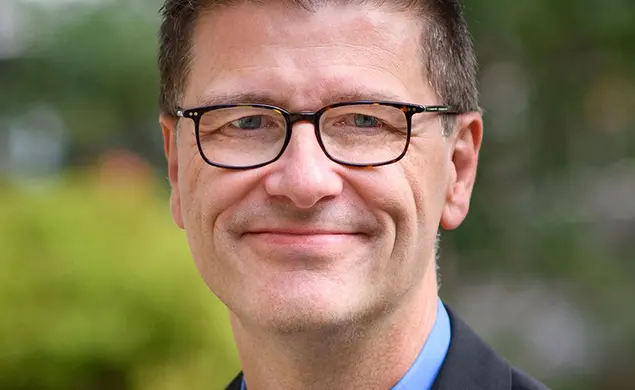 Media Literacy Students Learn What to Believe in Era of AI