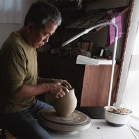 Stanford Physicist Hideo Mabuchi ’92 Sculpts Ceramics in ‘Clayspace’