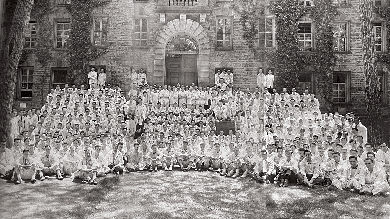 Class photo of 1941 graduates, in front of Nassau Hall