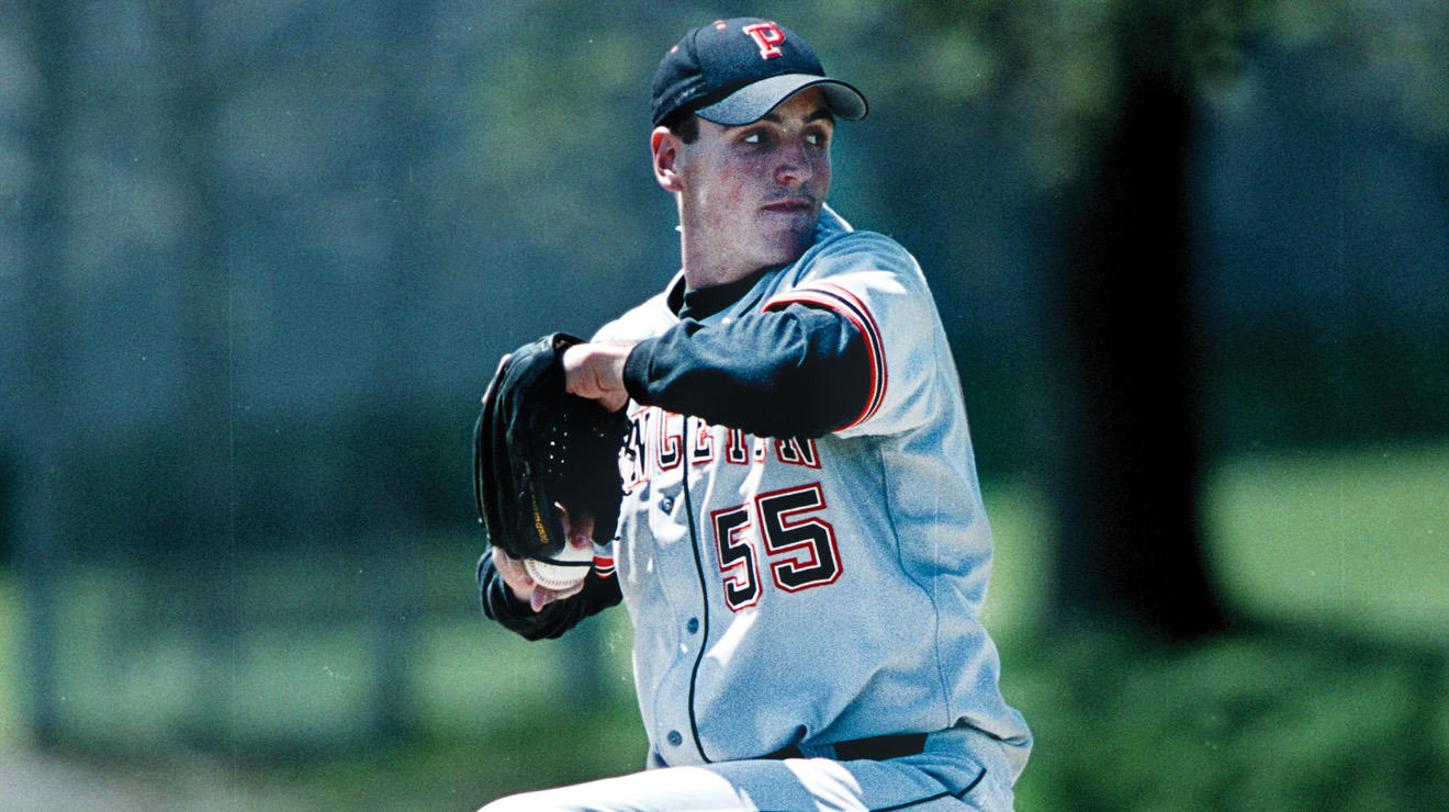 Chris Young ’02 winding up a pitch