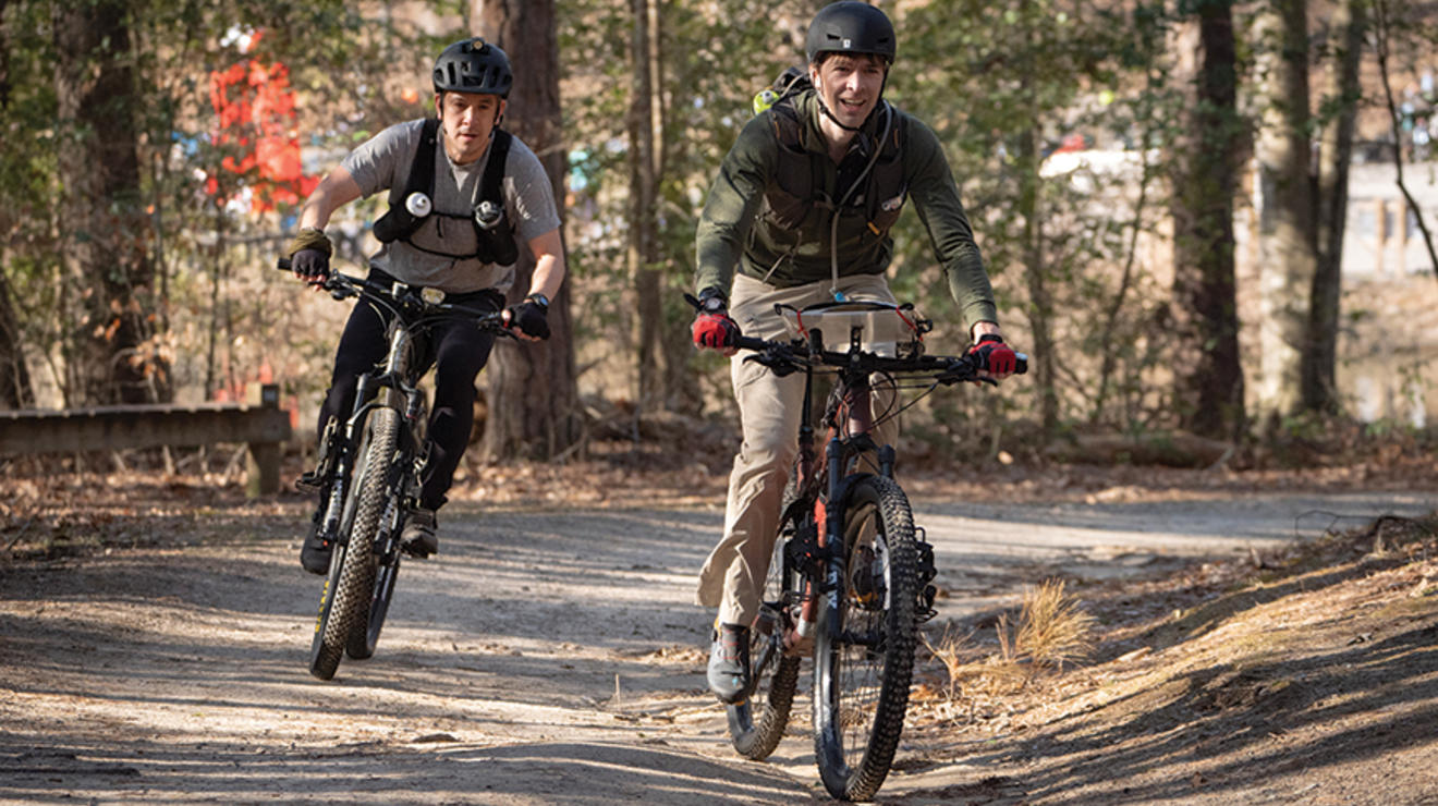 Together, Tom Rassweiler ’02 and Pat Truxes ’02 Adventure Race