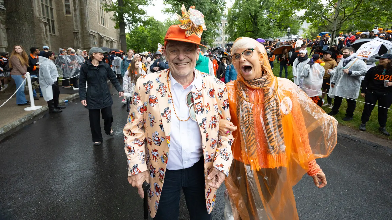 Two people in the P-rade.