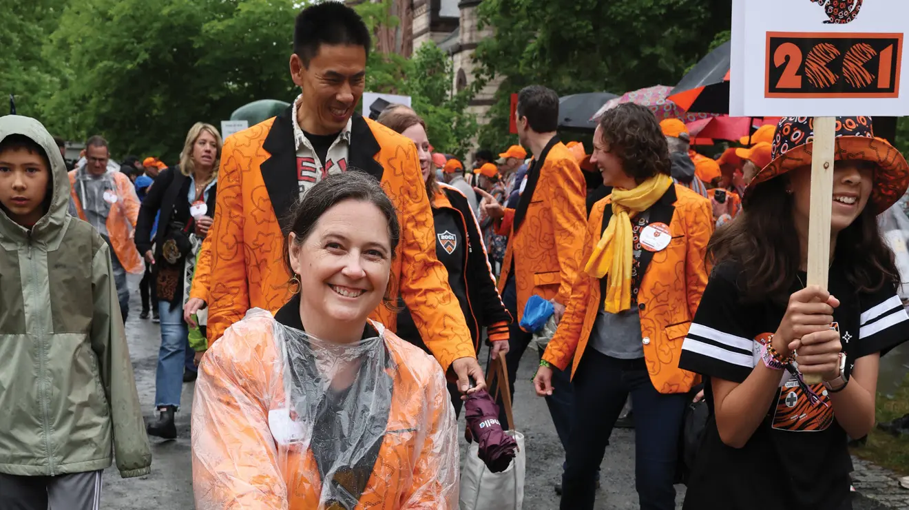 REUNIONS_Class of 2021.jpg The 25th is a family affair for Hillary Chen ’01, front, and husband Anders Chen ’01 .