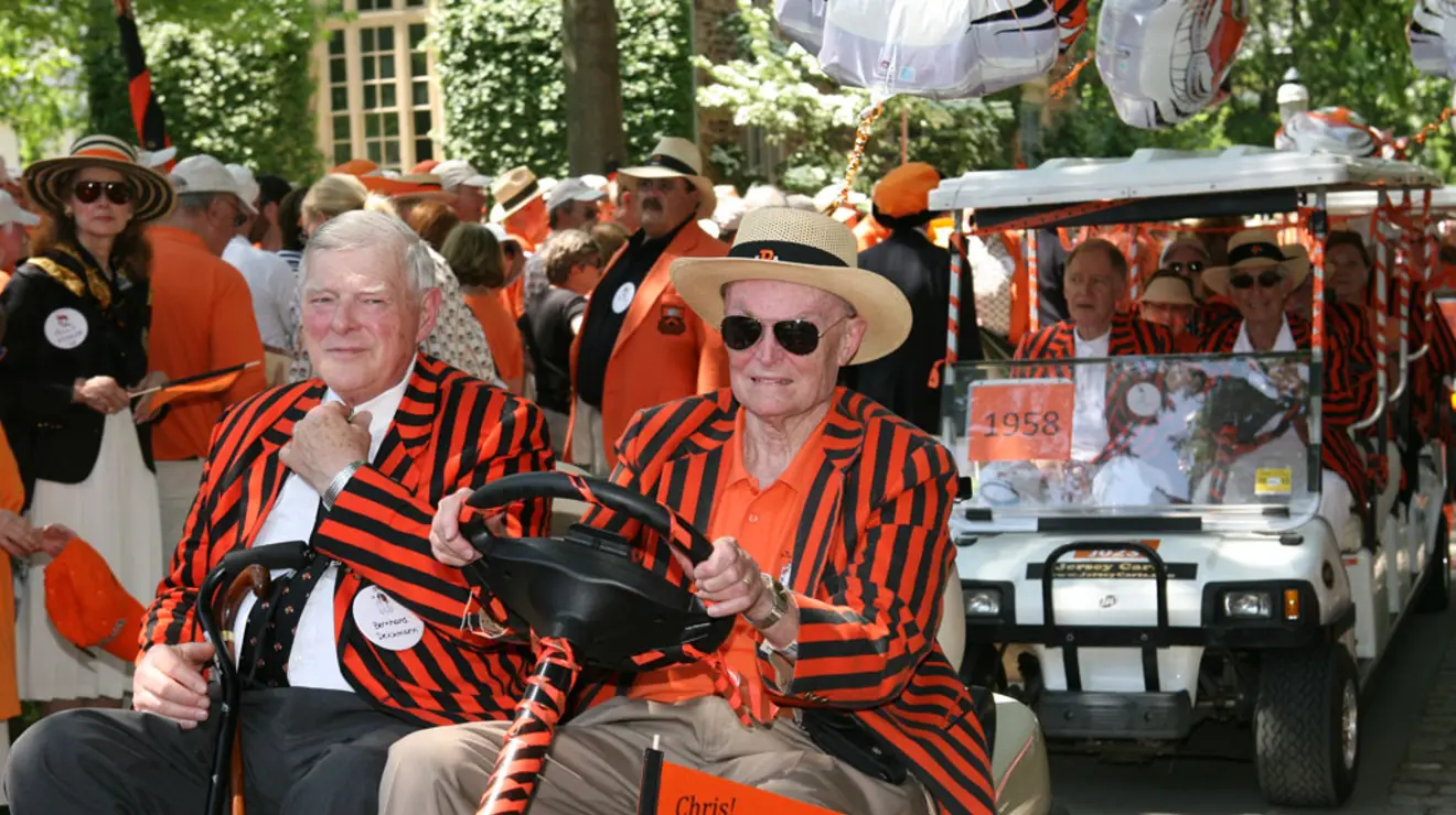 58 CHRIS BKS0600.jpg