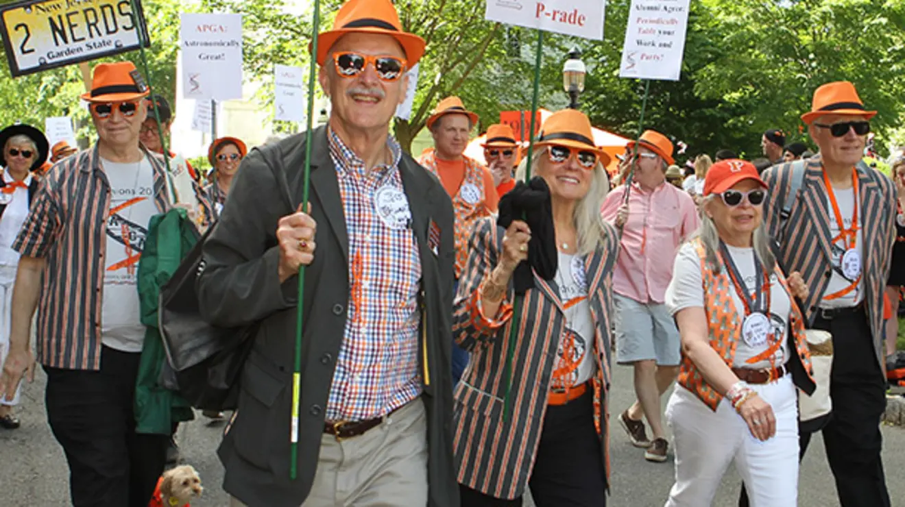 APGA-0768BKS.JPG
