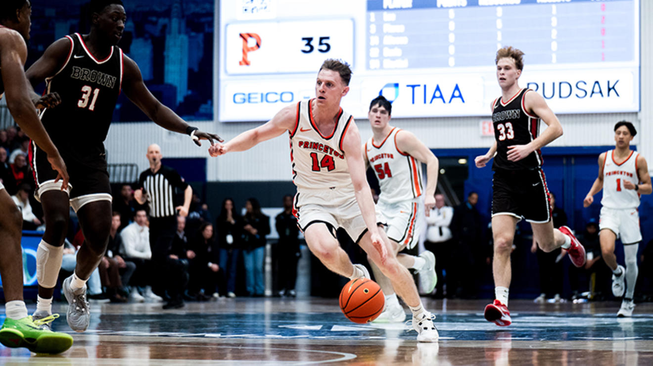 Matt Allocco ’24 drives to his left against the Brown defense.