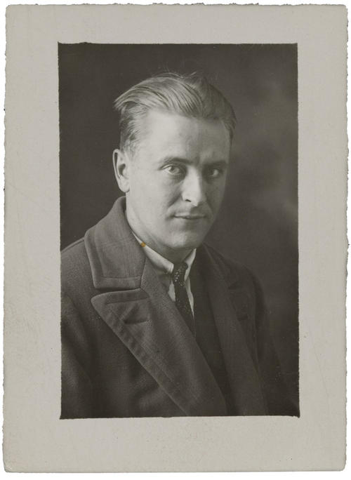 old black and white photo of F. Scott Fitzgerald