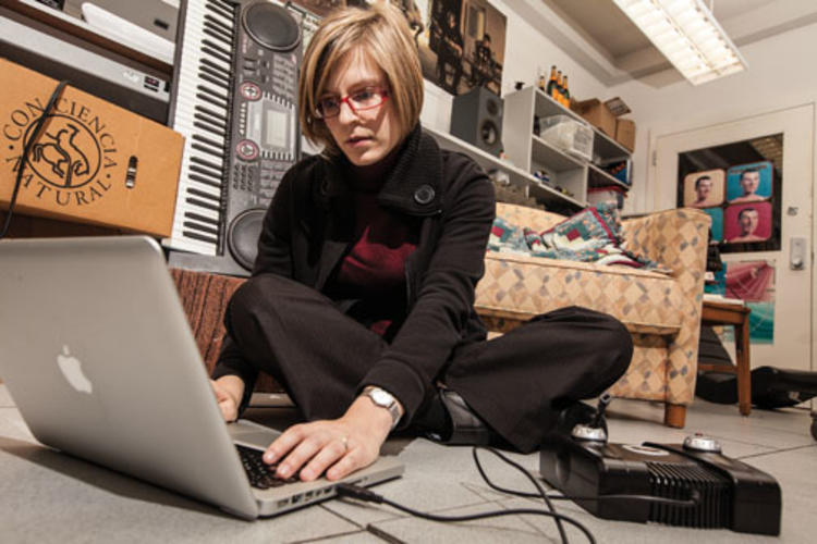 Assistant professor Rebecca Fiebrink *11 works in the Sound Lab in Princeton’s computer ­science building.