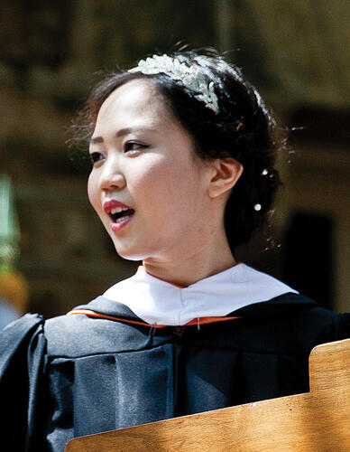 Salutatorian Vernica Shi '11