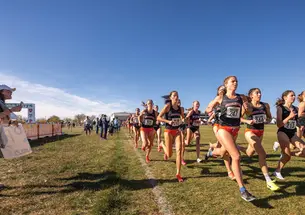womens running cross country fans cheering