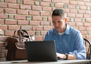 Eric Harbinson participated in the Prison Teaching Initiative’s Aspiring Scholars and Professionals internship program in 2024.