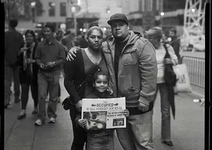 0001ows_family_edit01.jpg A family leaving the protest. (Photos © Accra Shepp '84)