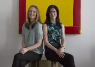 Amanda Benchley â91 and Stacey Georgen â90 