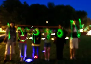6251-glow_sticks-thumb-640x426-6250.jpg