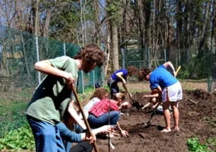 7178-garden_workday-thumb-300x448-7177.jpg
