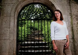 Rebecca Trafton ’75 aims to preserve Dumbarton Oaks Park in Washington, D.C., which has been ravaged by storm water and invasive plants.