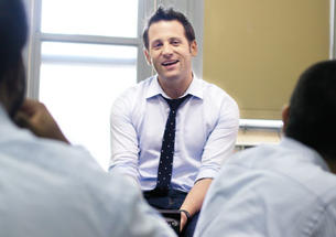 Nick Ehrmann *10 recruits recent college grads to work as teaching assistants in New York City.