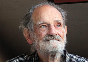 Lloyd Shapley *53 was recognized for work he did in the 1950s and 1960s on the design of markets and matching theory.