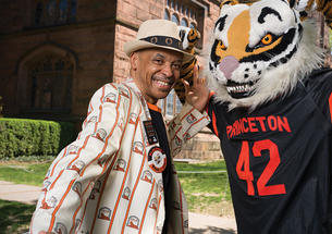 Gary King ’79 with tiger mascot