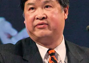 Woodrow Wilson Award winner Denny Chin ’75