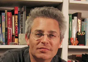 John Oakes ’83 has come up with one solution to a struggling mainstream publishing model.