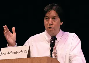 Washington Post writer Joel Achenbach '82 moderated PAW's Reunions panel on the presidential campaign.