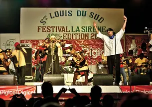 Richard Morse ’79 with his band, RAM, in concert.