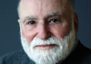  Geoffrey Wolff ’60 immersed himself in the nautical world of Joshua Slocum, who disappeared at sea.