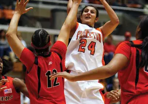 LIVE.SP_Rasheed.jpg Niveen Rasheed ’13