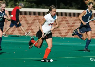  Kathleen Sharkey ’12 (center)