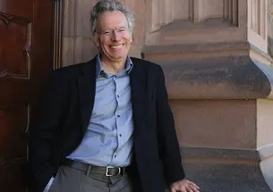 Fintan O’Toole: “I think of the theater critic as an outsider.”