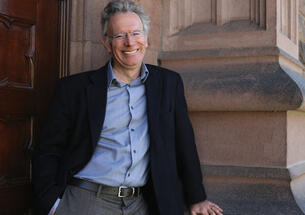 Fintan O’Toole: “I think of the theater critic as an outsider.”