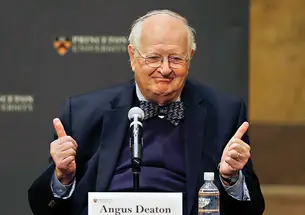 Thumbs-up from Princeton’s newest Nobel Prize recipient