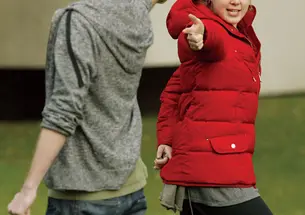 Katie McGunagle ’14, right, and Peter Giovine ’14 practice dueling.