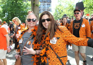 Brandice Canes-Wrane ’93, left, and Stephanie Schueppert ’93 at the 2023 P-rade. 