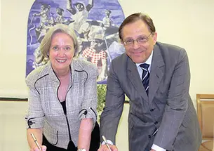Cementing a strategic partnership with University of São Paulo Rector João Grandino Rodas on October 31.