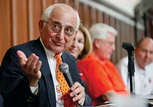 Archie Hovanesian Jr. ’62